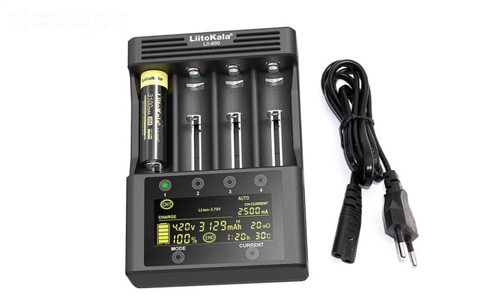 TPS12220 LLii-600S Touchscreen lader 12/220 volt